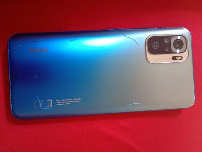 Vendo celular Redmi note 10s tela boa funciona perfeitamente, memória muito boa ,