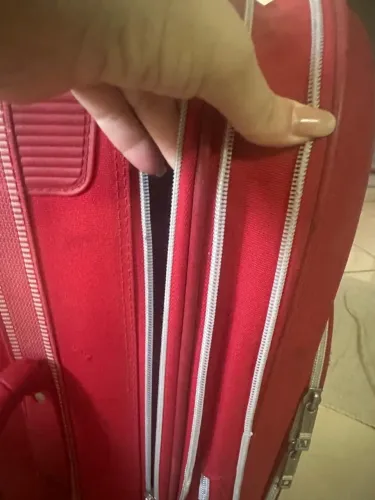 mala de viagem media com rodinha e extensor