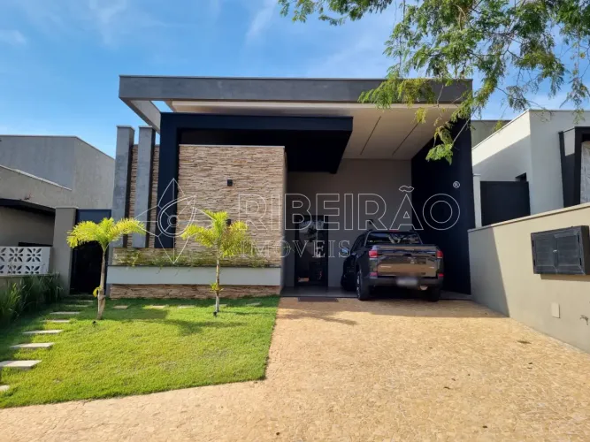 Casa térrea em condomínio para locação com 3 suítes e piscina