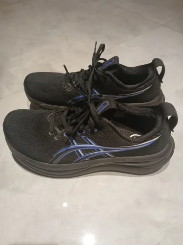 Tênis Asics gel nimbus 28 num 42 semi novo