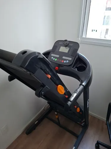 Esteira Gallant Elite 3.0 HP 16 níveis inclinação 110v