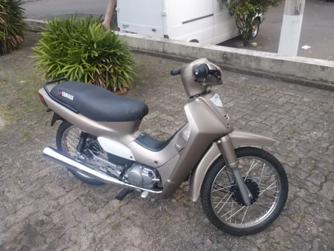 Moto Crypton