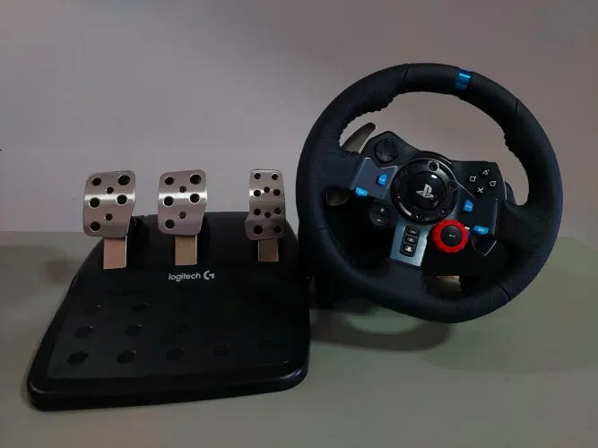 Volante G29 Seminovo (somente 20 horas de uso)