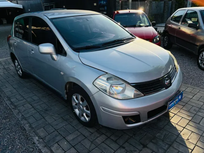 Nissan Tiida S 1.8/1.8 Flex 16V Mec. 2008