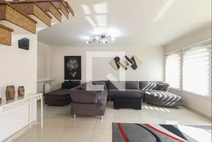Casa à Venda - Vila Carrão, 4 Quartos, 225 m2