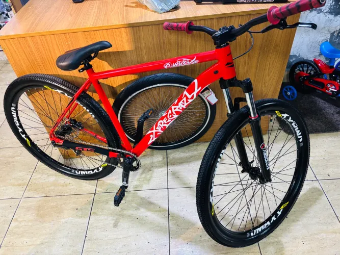 Bicicleta aro 29 semi-nova montadinha