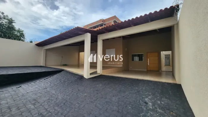Casa para aluguel, 4 quartos, 1 suíte, 5 vagas, Tibery - Uberlândia/MG