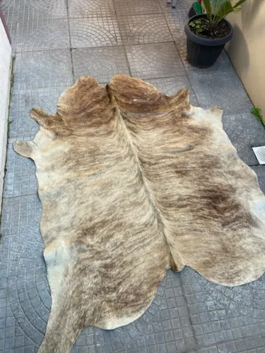 Tapete couro bovino 1,40 x 1,90m
