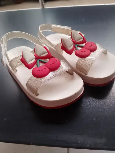 Sandália infantil feminino
