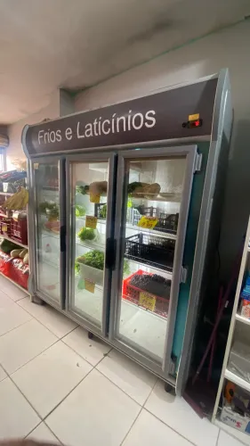 Expositor de laticínios