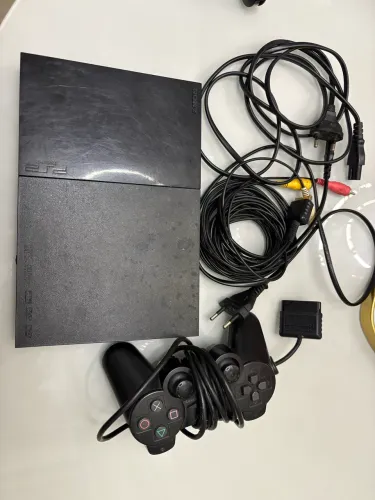Vendo vídeo game PS2 completo 