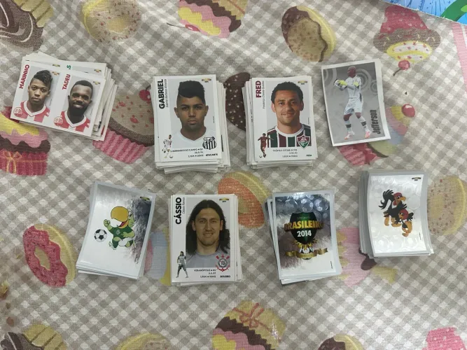 265 Figurinhas Panini Brasileirão 2014 - 80 Brilhantes