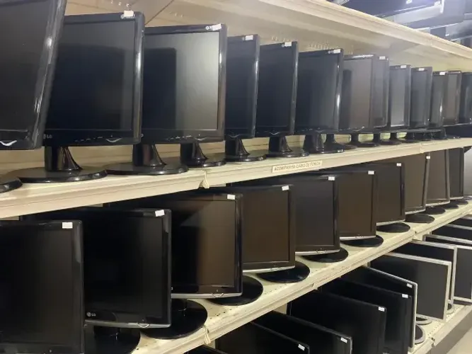 Lote com 10 Monitor Lcd 17 Polegadas Quadrado Diversas Marcas E Modelos