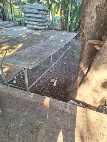 Vende se mesa 4 metros ferro