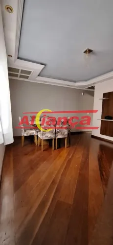 Sobrado com 2 quartos para alugar, 200 m² - Jardim Vila Galvão - Guarulhos /SP - R$ 3.700,