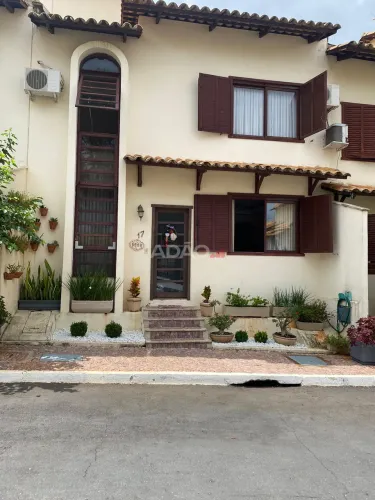 Condomínio Villaggio Fellice Privê Casa em Condomínio com 3 Quarto(s) e 2 banheiro(s) à Ve