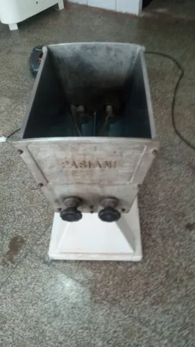 Masseira Basculante 40 kg