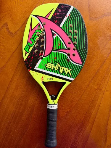 Raquete de Beach Tennis Shark Pro Fury - 1 Ano de Uso (Ideal para Iniciantes)