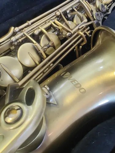 R$ 1.100,00 Sax Alto VEDO Original Mostruário Nota Fiscal Garantia OLXPAY Compra Segura