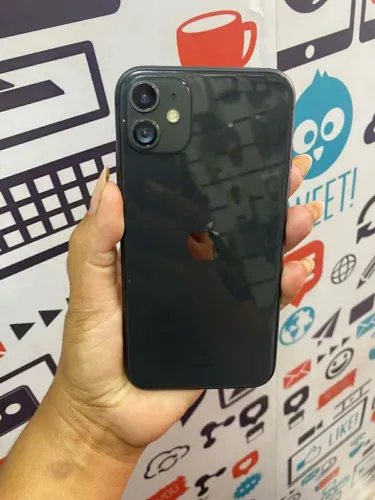 iPhone 11