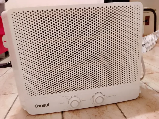 Condicionador de Ar Consul 127v Seminovo com Nota no período de Garantia do Fabricante
