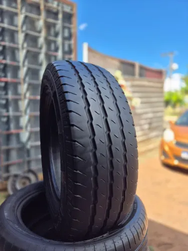 Pneu 225/65/16C Continental