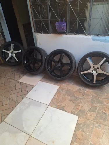 Aros 19 peneus meia vida 2 bom 2 nao preta valor 1000 zap *.. * Duda
