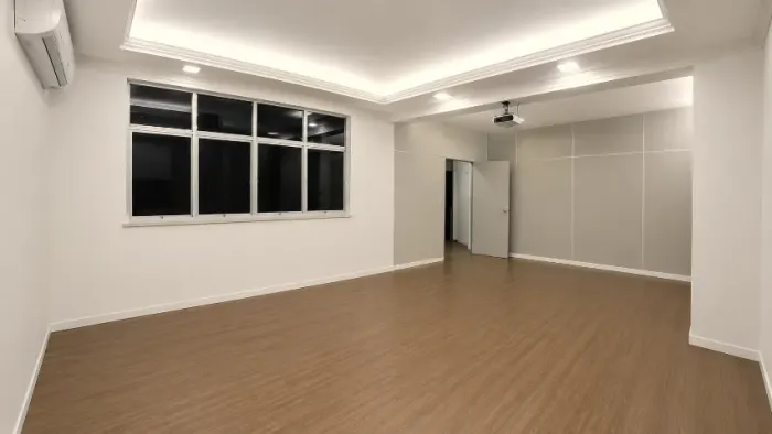 Boulevard Amazonas, Sala Comercial com 74m², Divisórias, 2 Banheiros, 1º Andar, Garagem 2