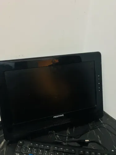 monitor positivo
