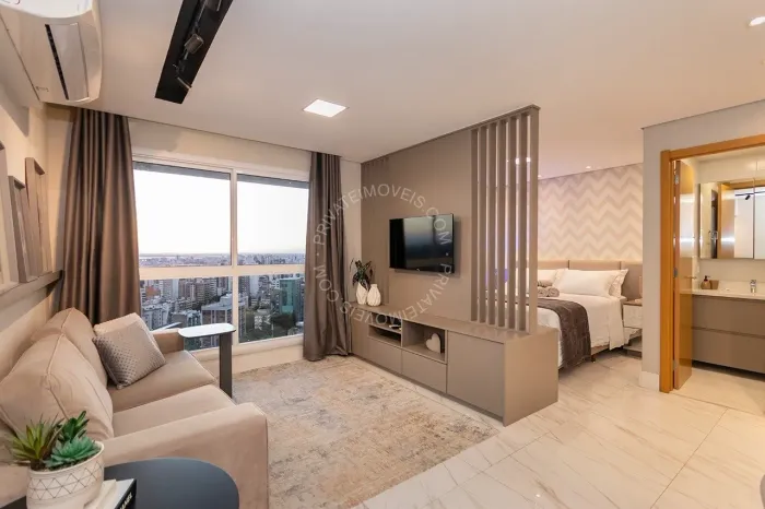 Apartamento mobiliado para alugar no Petrópolis com 1 quarto (1 suíte)