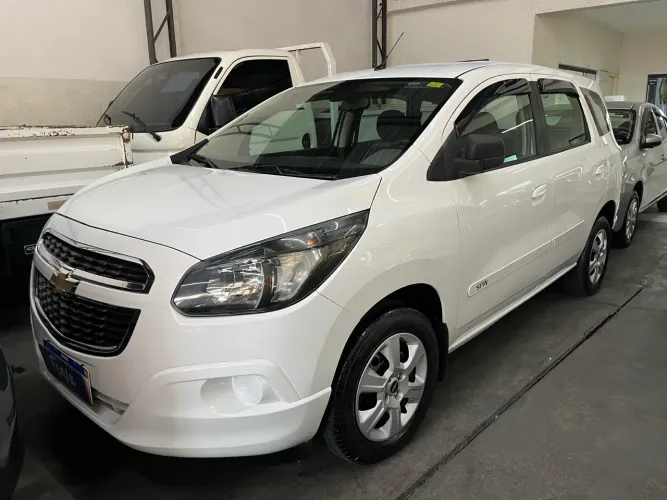 Chevrolet Spin LT 1.8 8V Econo.flex 5P Mec. 2017