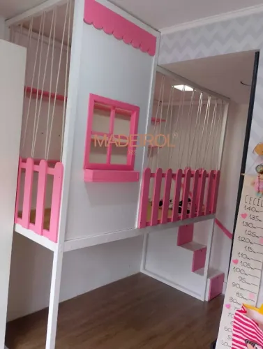 Cama Suspensa Infantil Casinha | Madeira Maciça Pinus | Sob Medida