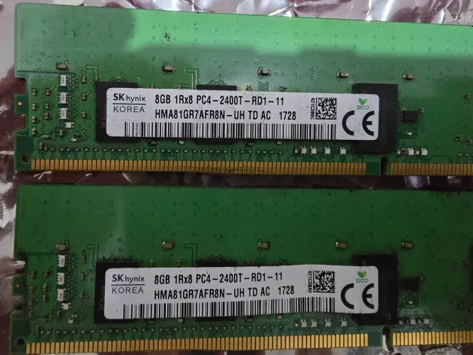 Kit 16GB (2x8GB) Memória Servidor SK Hynix DDR4 ECC RDIMM 2400MHz