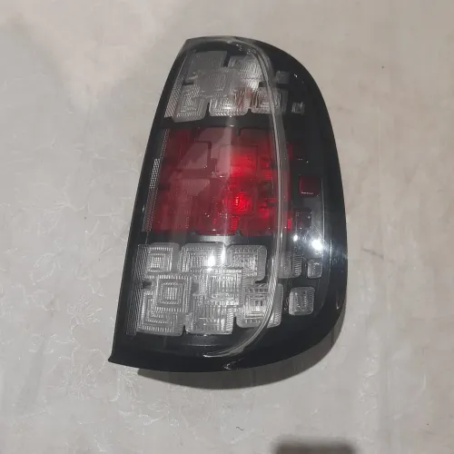 Lanterna traseira direita original uno drive 015/021