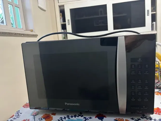 MICROONDAS Panasonic Style 32 Litros - 150,00 (Não está aquecendo)