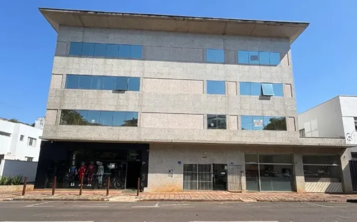 EDIFICIO  2000m2 B. Santa Lúcia