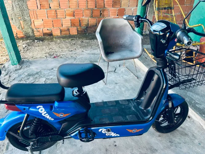 Scooter elétrica 
