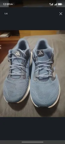 Tênis Adidas + boné