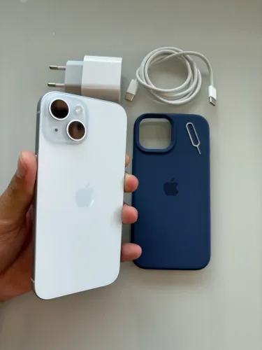 iPhone 15 impecável 