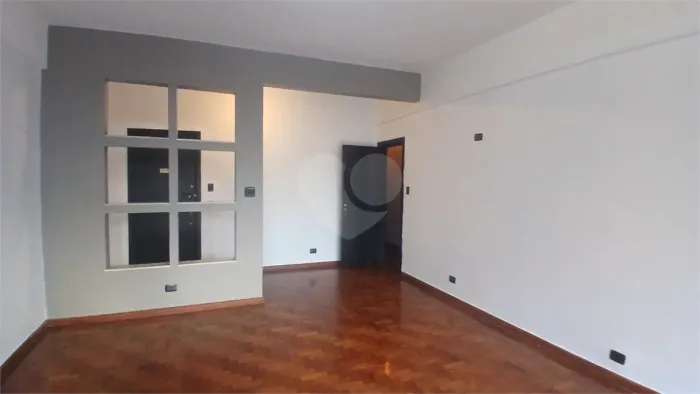 Apartamento com 2 quartos para locação em Bela vista - SP