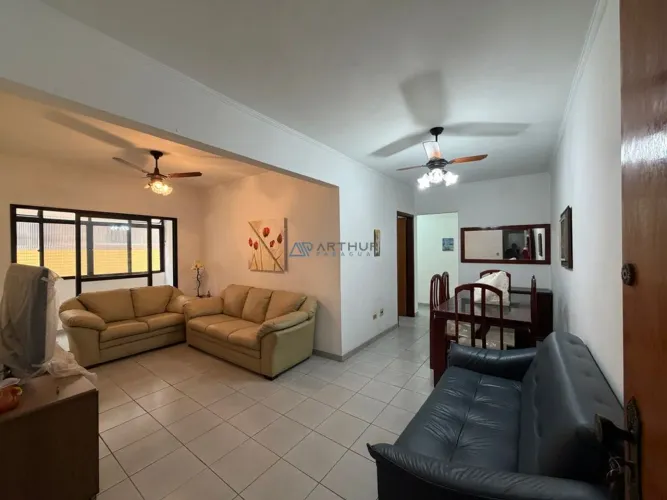 Apartamento à venda na Guilhermina em Praia Grande