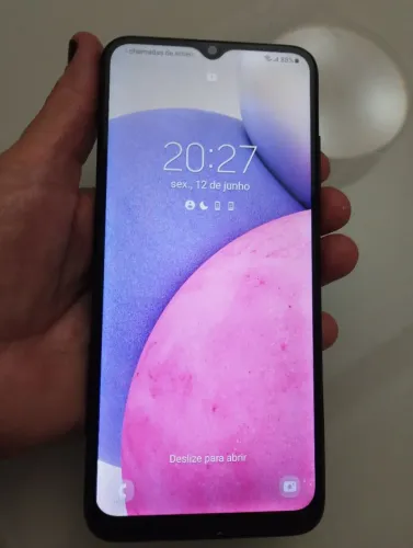 Venda de celular semi novo