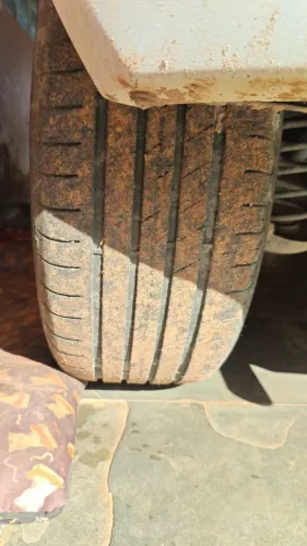 Rodas 17 santorini,  troco por rodas 15 com pneus zeros preferência rodas 15 do sandero