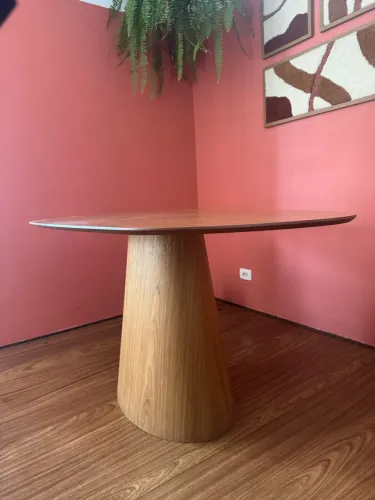 Mesa de Jantar Orgânica Cone 140x90 cm - Modelar Móveis | 4 a 5 Lugares