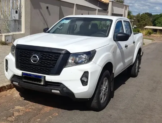 Nissan Frontier S CD 4X4 2.3 TB Diesel Mec. 2023