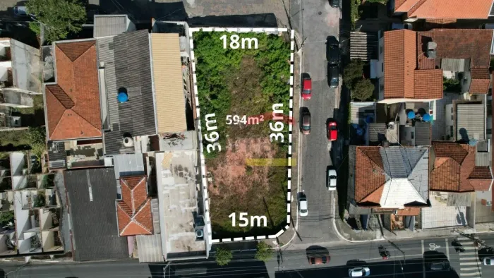 Terreno de Esquina à Venda | 594m² | Rua Dr. Zuquim - Santana