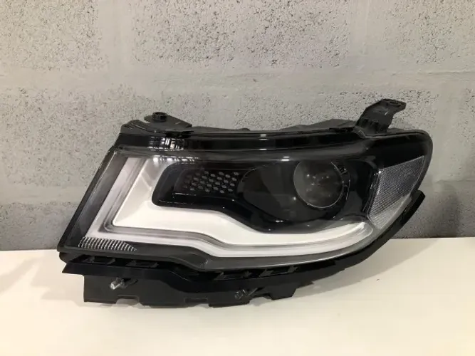 Farol Jeep Compass esquerdo 2017 2018 2019 2020 2021 Pra xenon