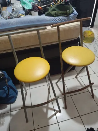Cadeira banqueta alta