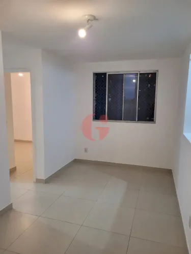 Apartamento para locação no condomínio Spazio Campo di Bourdon com 2 quartos e 1 banheiro