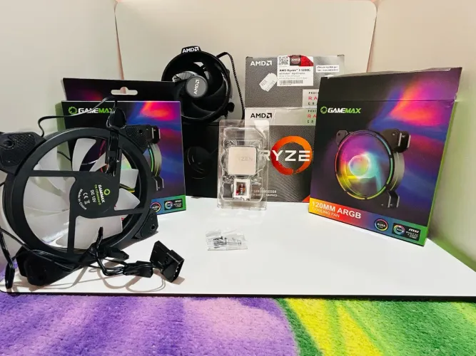 Kit Ryzen 3 3200G na Caixa + 2 Fans Novas GameMax ARGB (Entrego no Metrô)